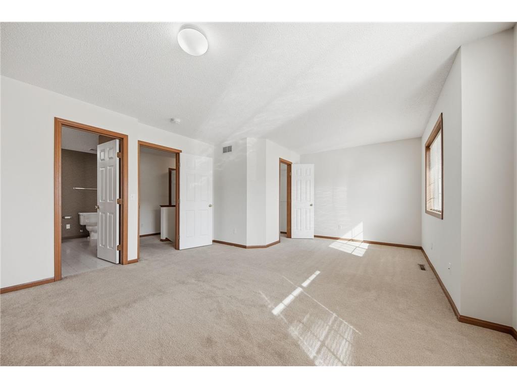 1839 Riverwood Drive #17 Burnsville MN 55337 7048392 image28