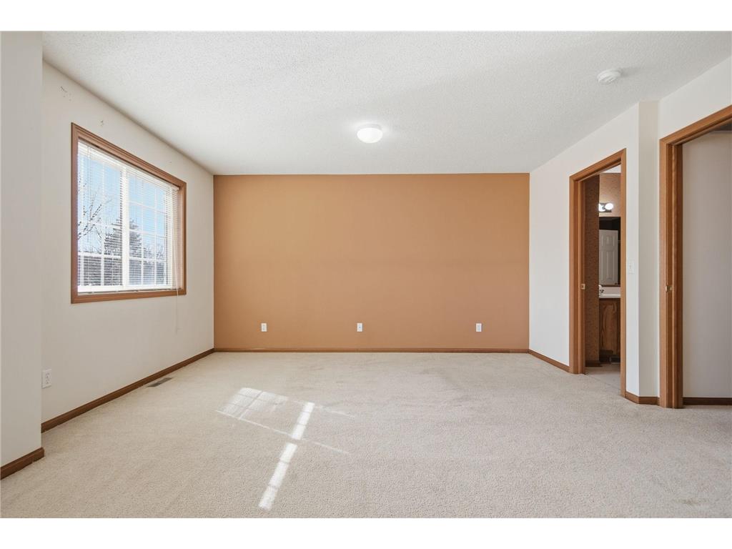 1839 Riverwood Drive #17 Burnsville MN 55337 7048392 image29