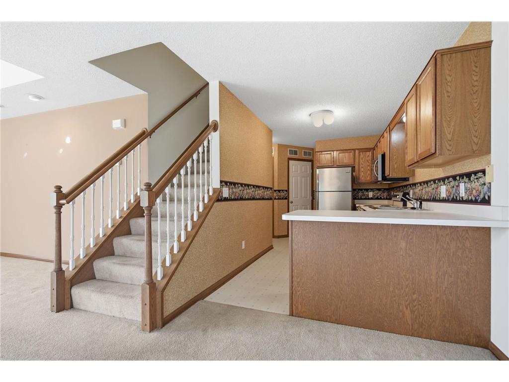 1839 Riverwood Drive #17 Burnsville MN 55337 7048392 image3