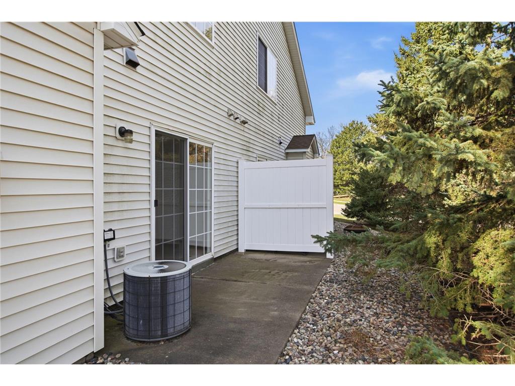 1839 Riverwood Drive #17 Burnsville MN 55337 7048392 image32