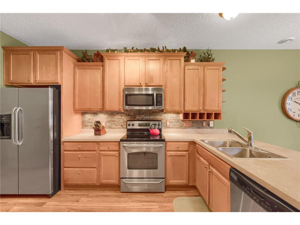 18390 Lafayette Way #228E Lakeville MN 55044 6320133 image1