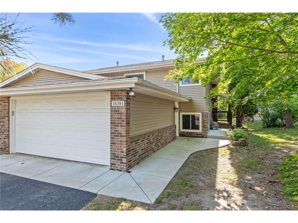 18391 Creeks Bend Drive, MN, 55345 MLS 6457265 Edina