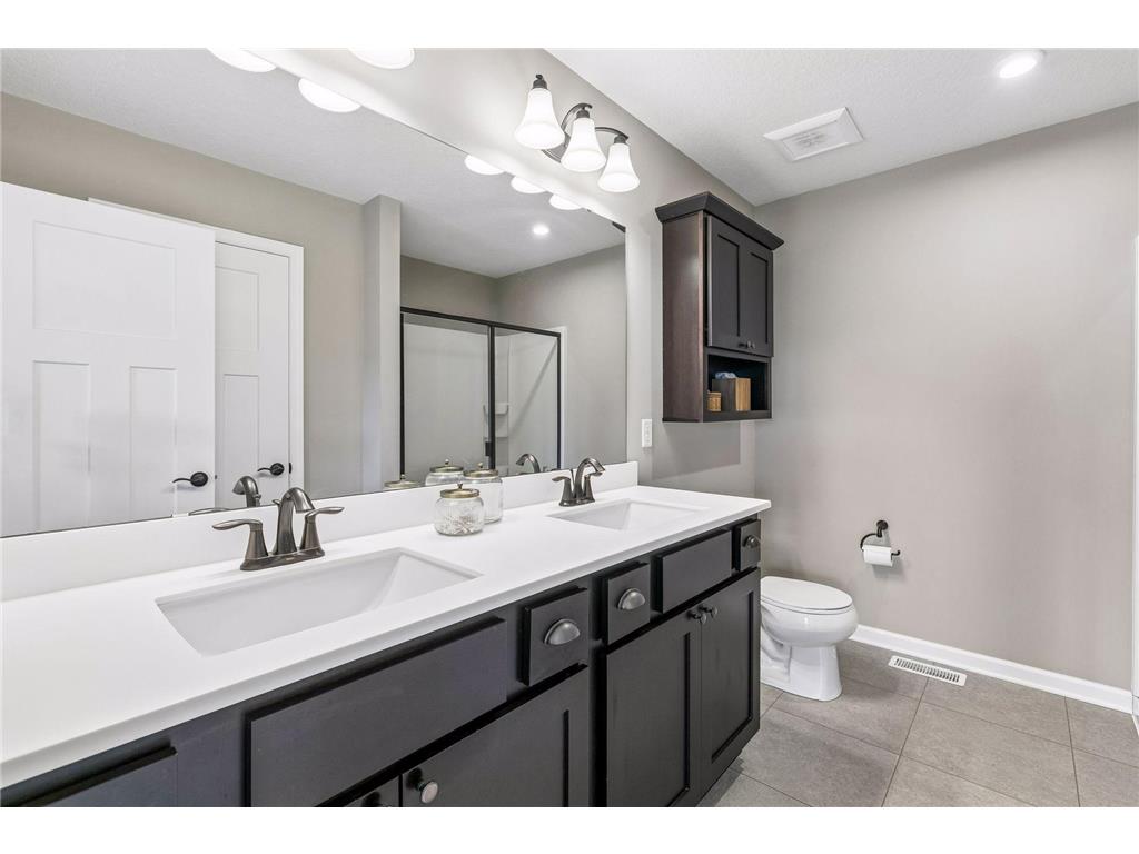 18398 Glenbridge Avenue Lakeville MN 55044 7085406 image24