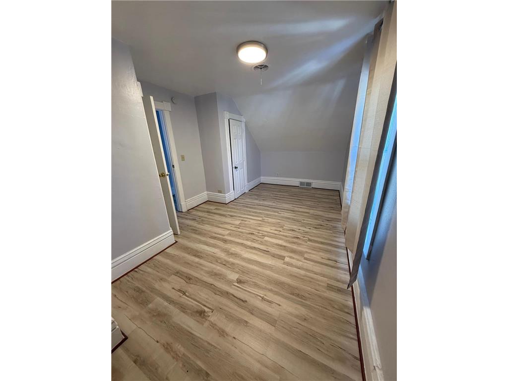 184 Granite Street Saint Paul MN 55117 7021047 image10