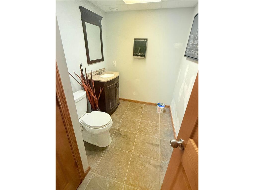 1840 English Street Maplewood MN 55109 6807576 image7