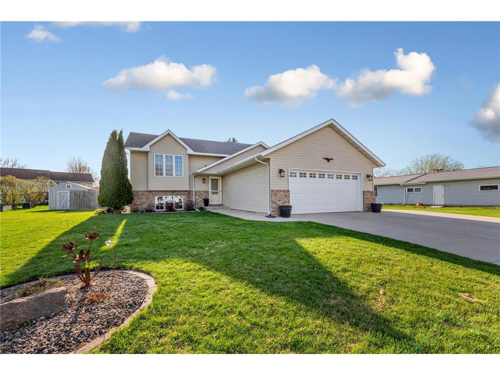 1840 Field Stone Avenue SE Owatonna MN 55060 7059876 image1