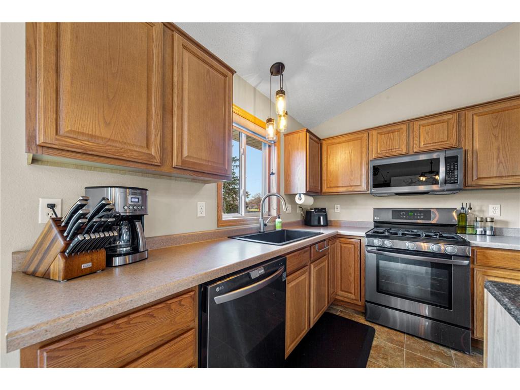 1840 Field Stone Avenue SE Owatonna MN 55060 7059876 image14