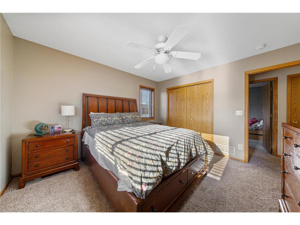1840 Field Stone Avenue SE Owatonna MN 55060 7059876 image18