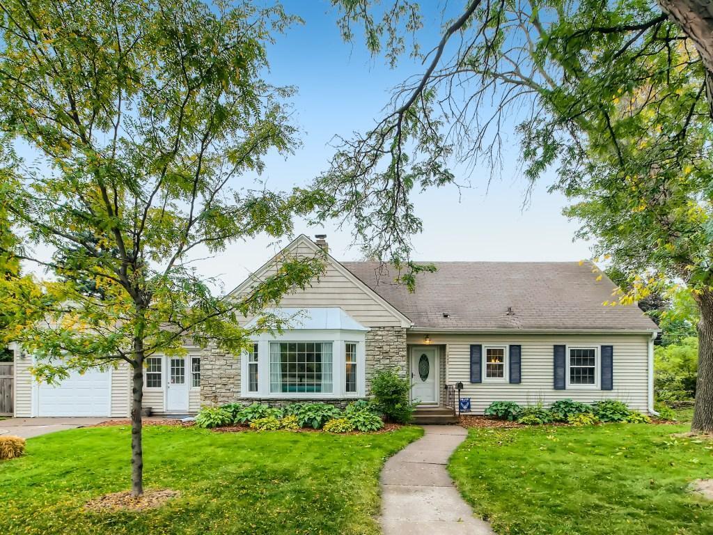 1840 Snelling Avenue N Falcon Heights MN 55113 6111163 image1