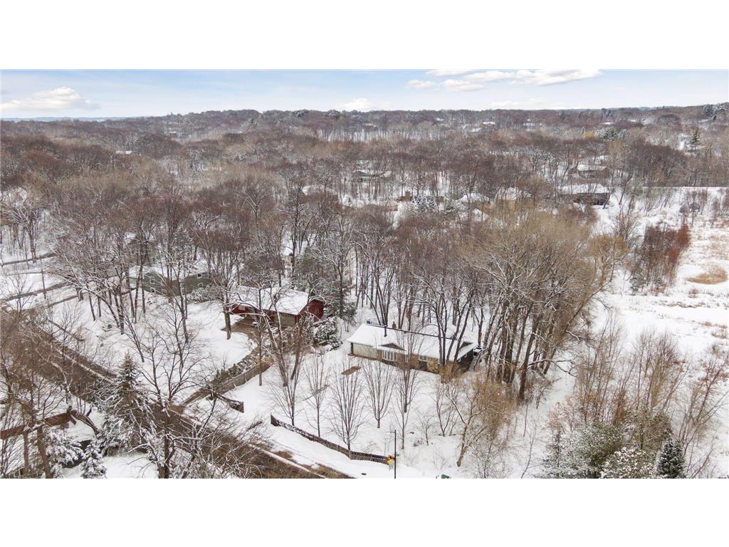 18400 Ridgewood Road Minnetonka MN 55345 6322296 image1