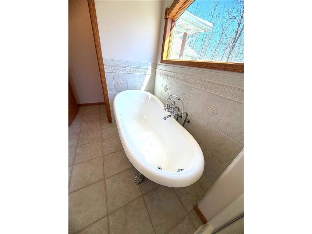 18400 Shorewood Court NW Turtle Lake Twp MN 56601 7071360 image33