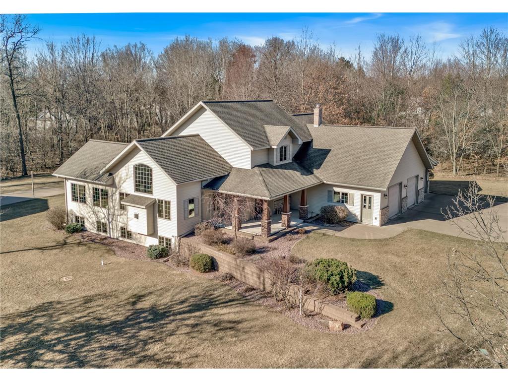 18407 67th Avenue N Chippewa Falls WI 54729 6692127 image1