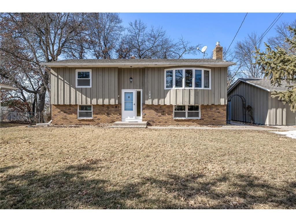 1841 Adele Street Maplewood MN 55109 6681182 image1