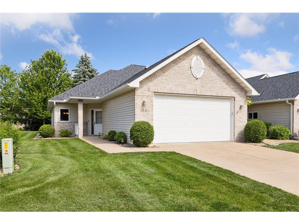 1841 Bohmbach Drive Red Wing MN 55066 6738080 image1