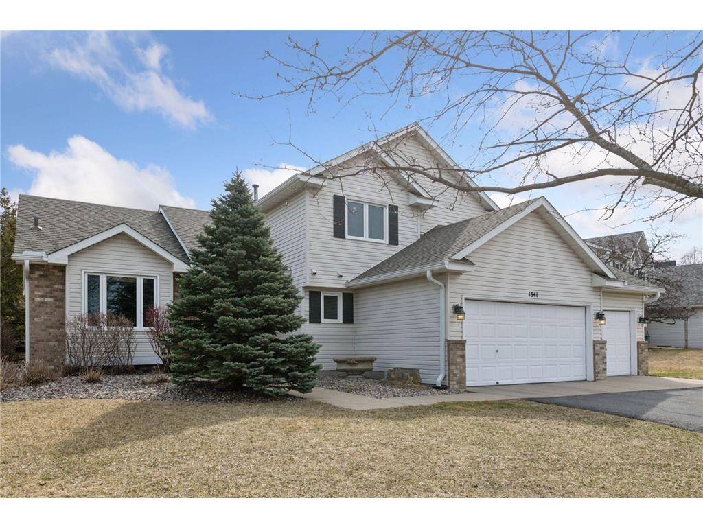 1841 Valley Ridge Trail S Chanhassen MN 55317 6703508 image1