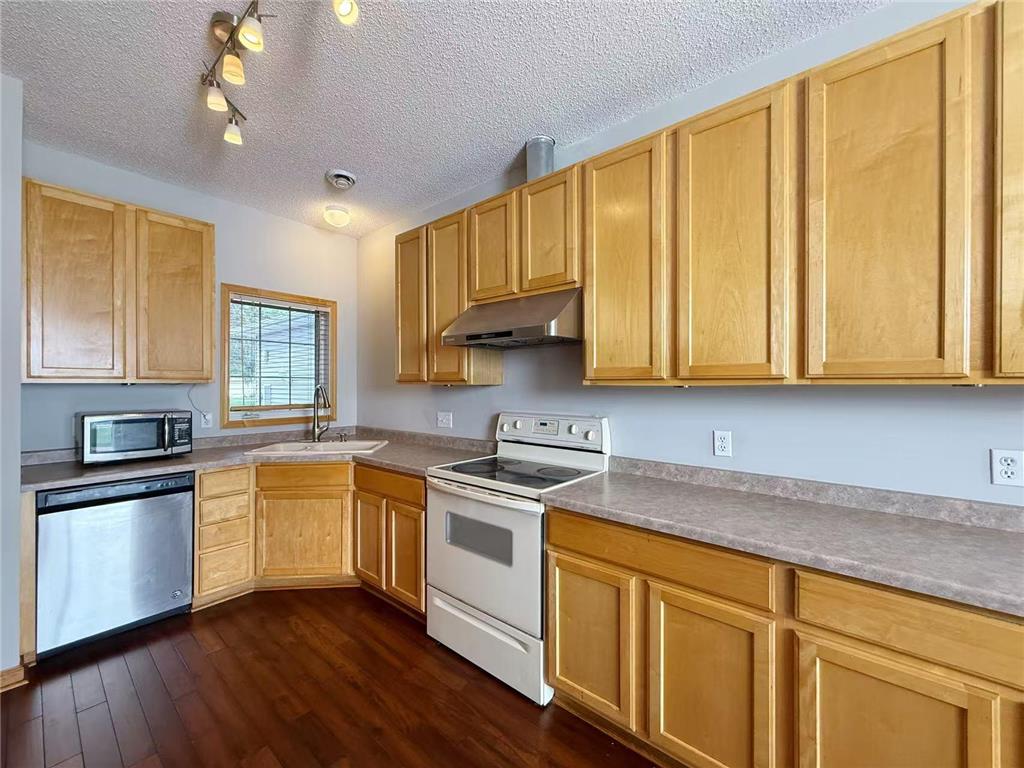 1842 111th Avenue NE Blaine MN 55449 7073868 image11