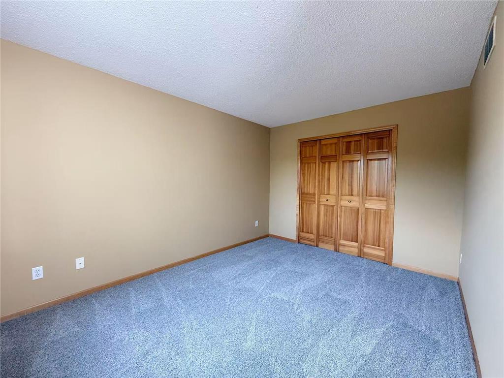 1842 111th Avenue NE Blaine MN 55449 7073868 image22