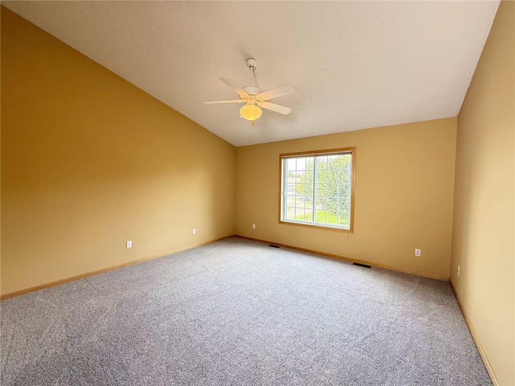 1842 111th Avenue NE Blaine MN 55449 7073868 image25