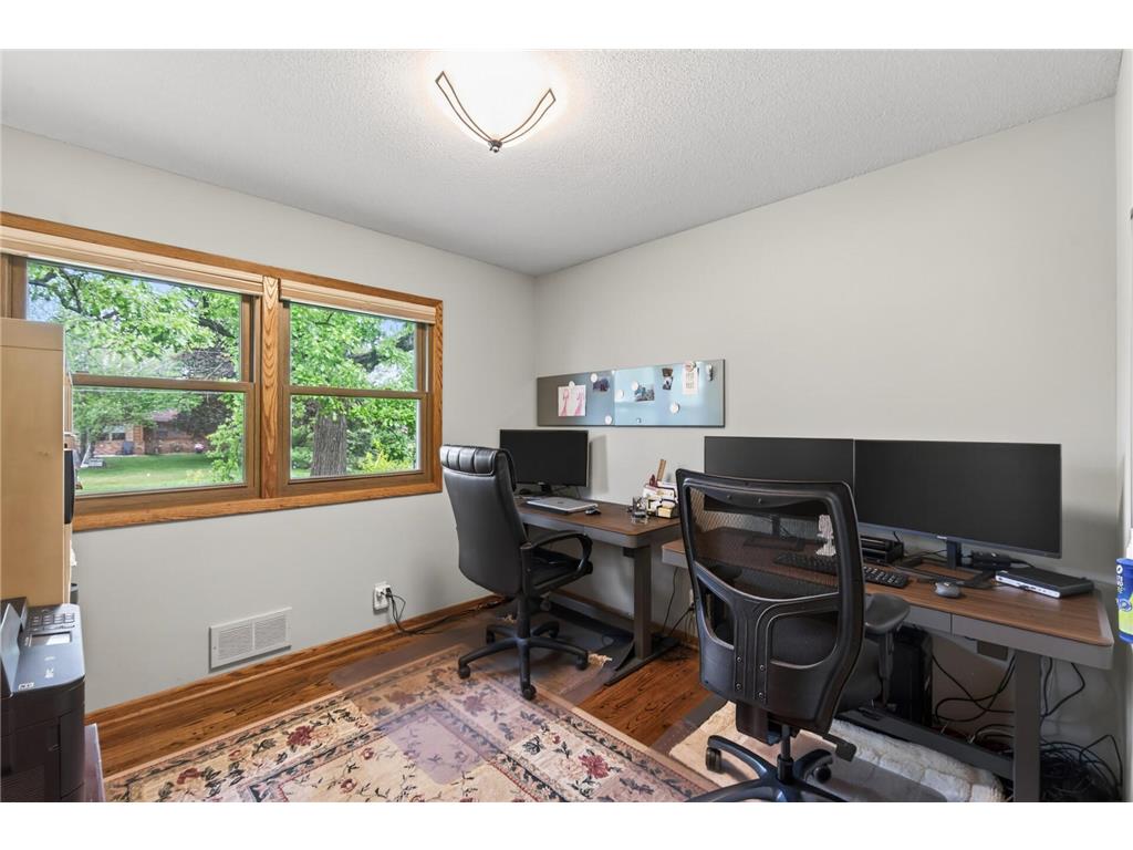 1842 Beecher Drive Eagan MN 55122 7075924 image19