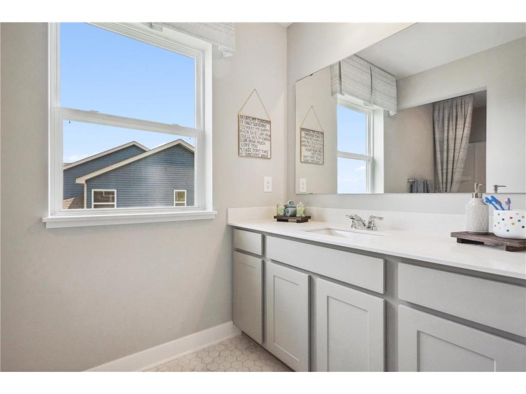 1842 Rainier Drive Shakopee MN 55379 6714207 image46