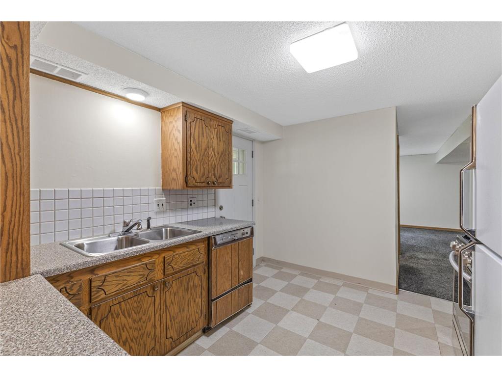 18420 29th Avenue N Plymouth MN 55447 7033746 image58