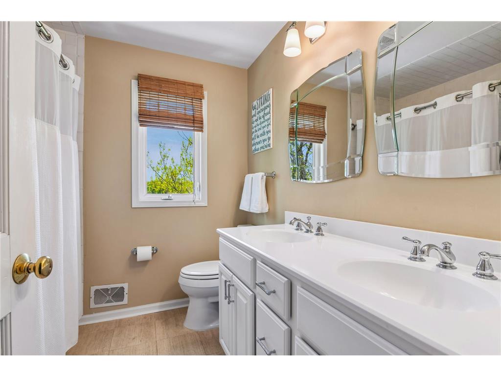 18425 5th Avenue N Plymouth MN 55447 7069777 image19