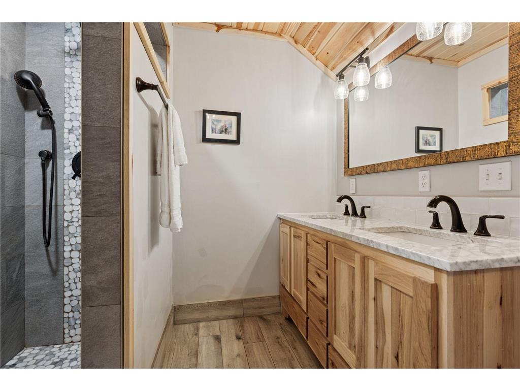 18425 N Lake Lane Pine City MN 55063 - Cross 6788946 image39