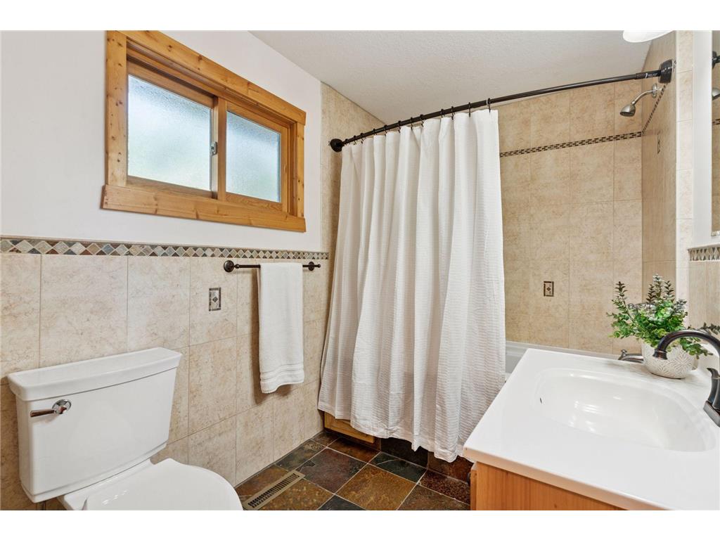 18425 N Lake Lane Pine City MN 55063 - Cross 6788946 image57