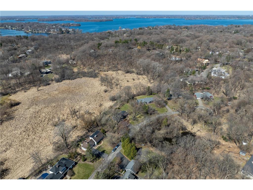 18427 Heathcote Lane Deephaven MN 55391 6823178 image47