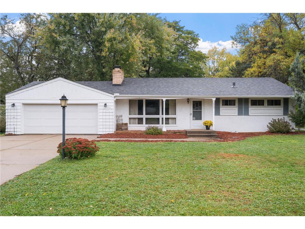 1843 Roselawn Avenue W Roseville MN 55113 6807488 image1