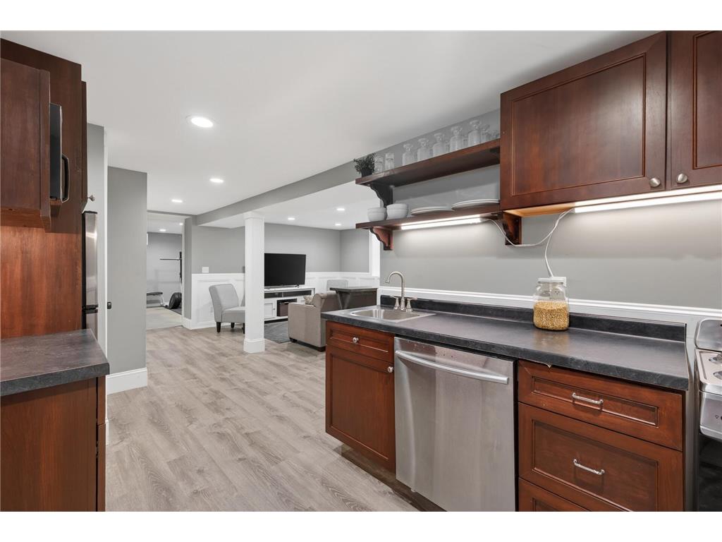 1843 Wellesley Avenue Saint Paul MN 55105 7085876 image33
