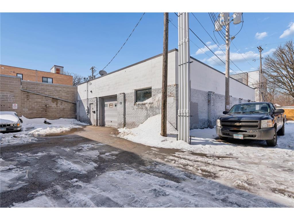 1844 Central Avenue NE Minneapolis MN 55418 7046184 image11