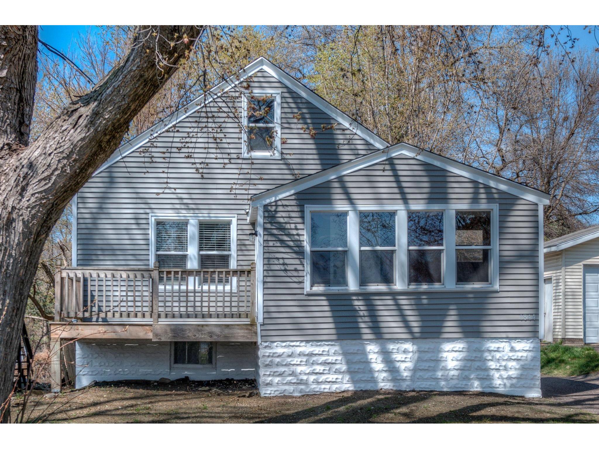 1844 E Shore Drive, Maplewood, MN, 55109 MLS 7076976 Edina Realty