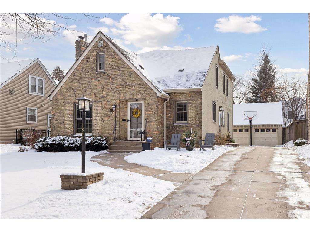 1844 Eleanor Avenue Saint Paul MN 55116 6670033 image1