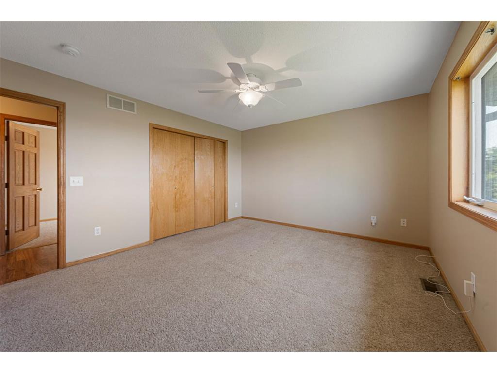 1844 Patricks Bay Faribault MN 55021 6805072 image23