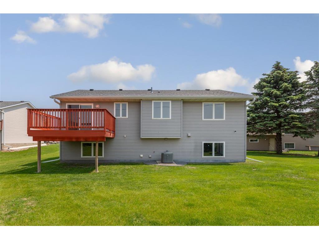 1844 Patricks Bay Faribault MN 55021 6805072 image9