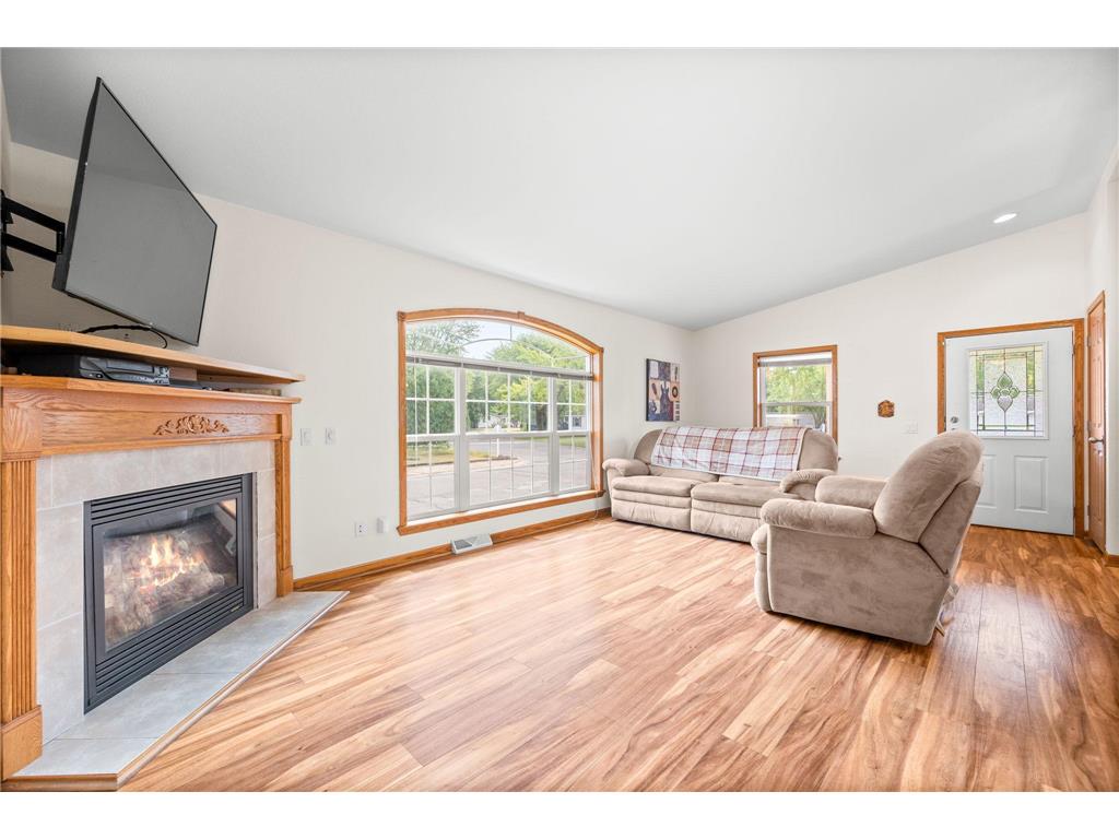 1845 83rd Street W Inver Grove Heights MN 55077 7008143 image3