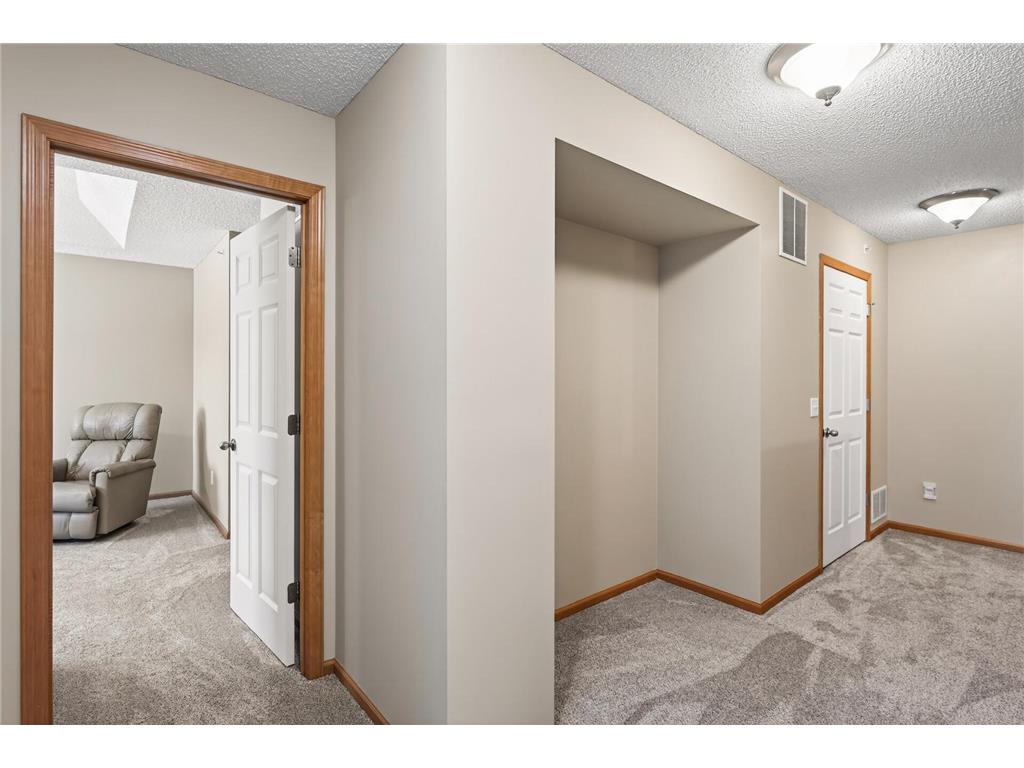 1845 Columbia Lane #3 Chanhassen MN 55317 7031847 image10
