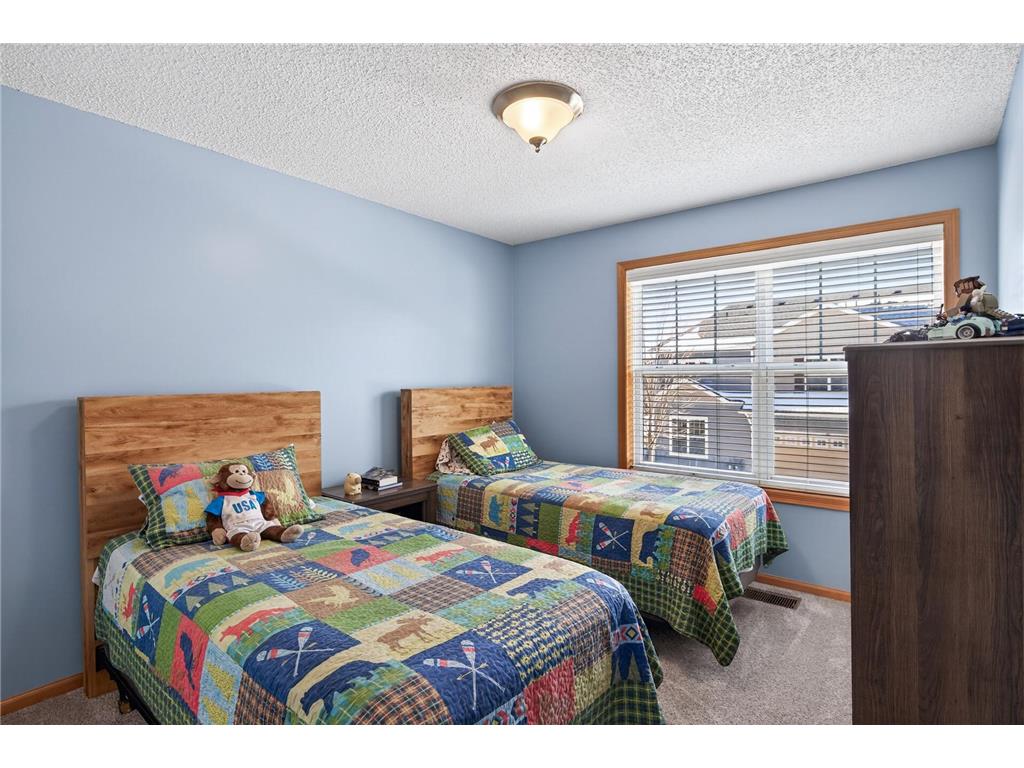 1845 Columbia Lane #3 Chanhassen MN 55317 7031847 image15
