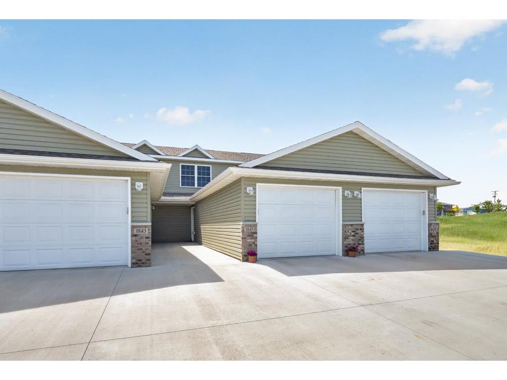 1845 Daniel Lane NE Stewartville MN 55976 7085769 image1