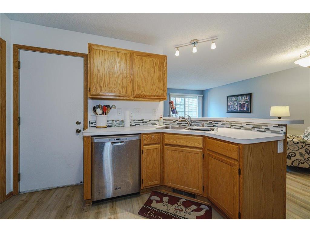 1845 Donegal Drive #2 Woodbury MN 55125 7044455 image11