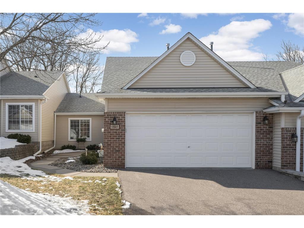 1845 Merlot Curve #1603 Eagan MN 55122 7023012 image1
