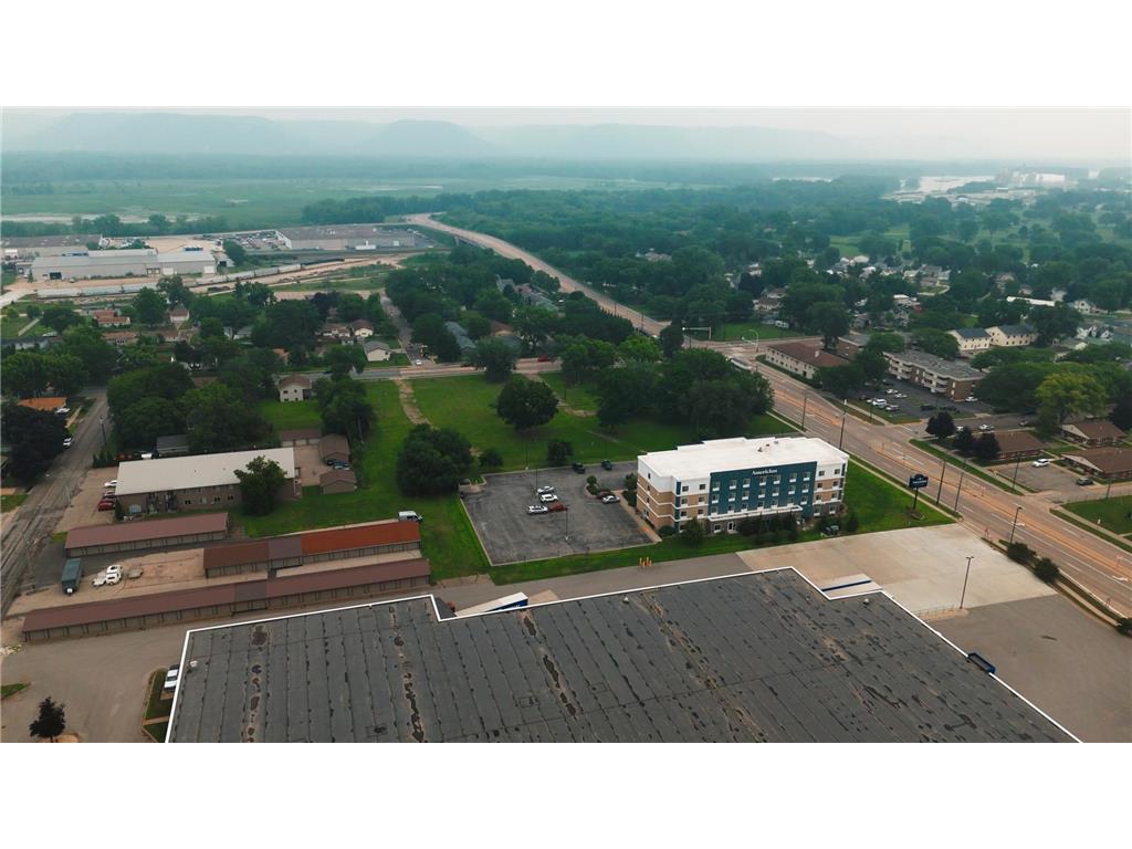 1845 W 5th Street Winona MN 55987 6767333 image2