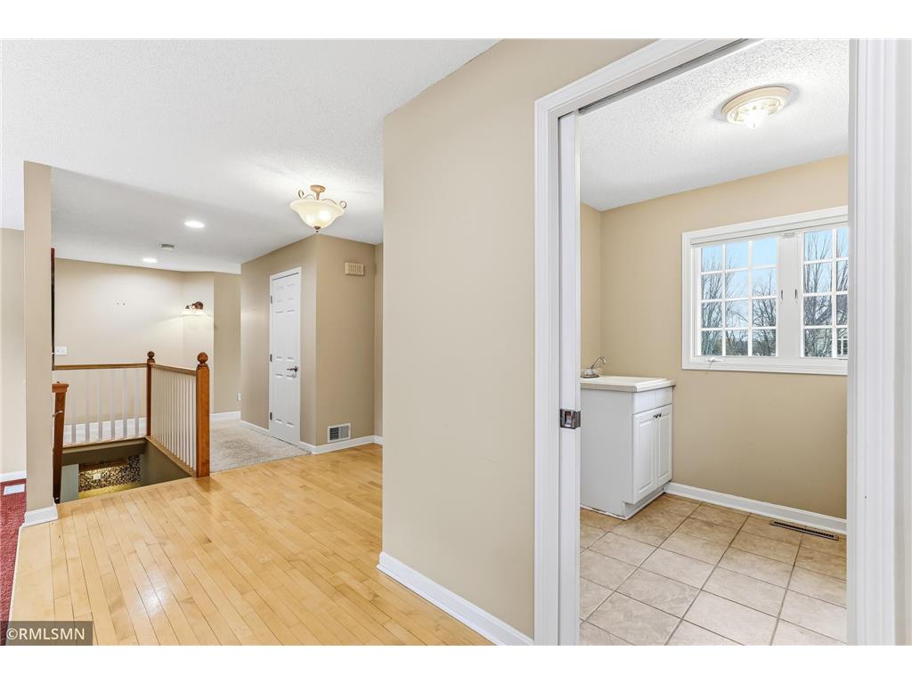 18455 95th Place N Maple Grove MN 55311 7008471 image18