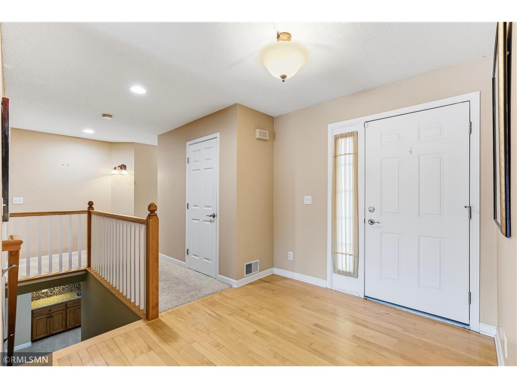 18455 95th Place N Maple Grove MN 55311 7008471 image3