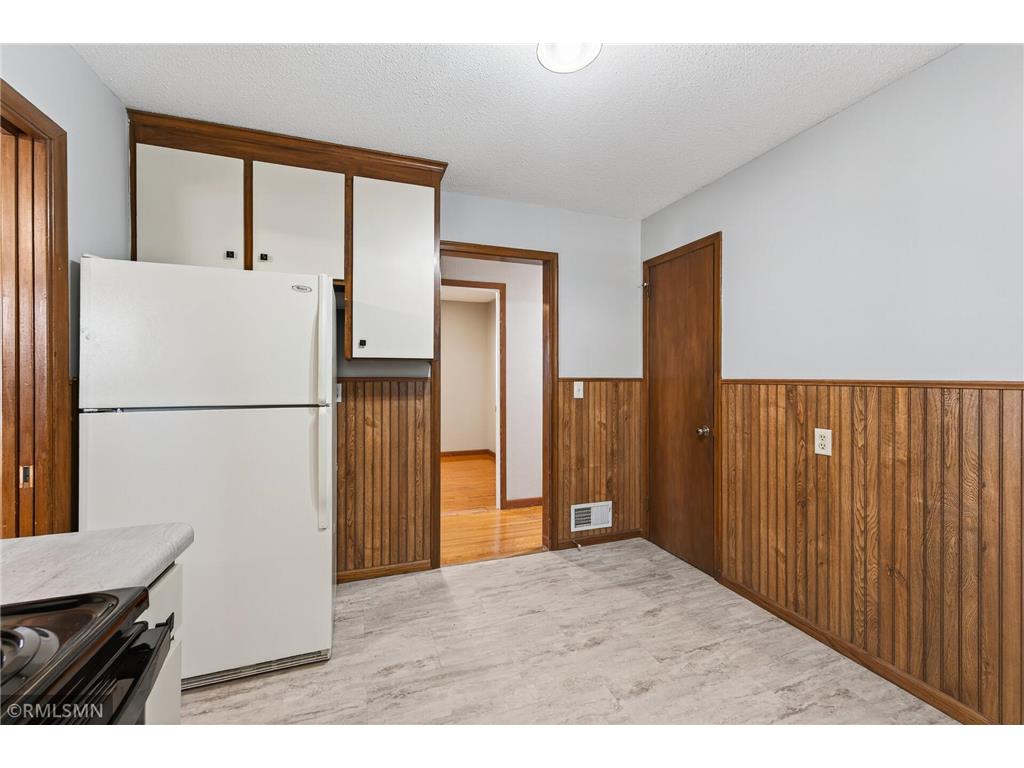 1846 7th Street White Bear Lake MN 55110 6818914 image16