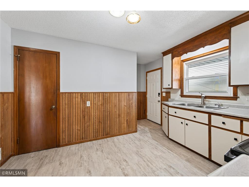 1846 7th Street White Bear Lake MN 55110 6818914 image17