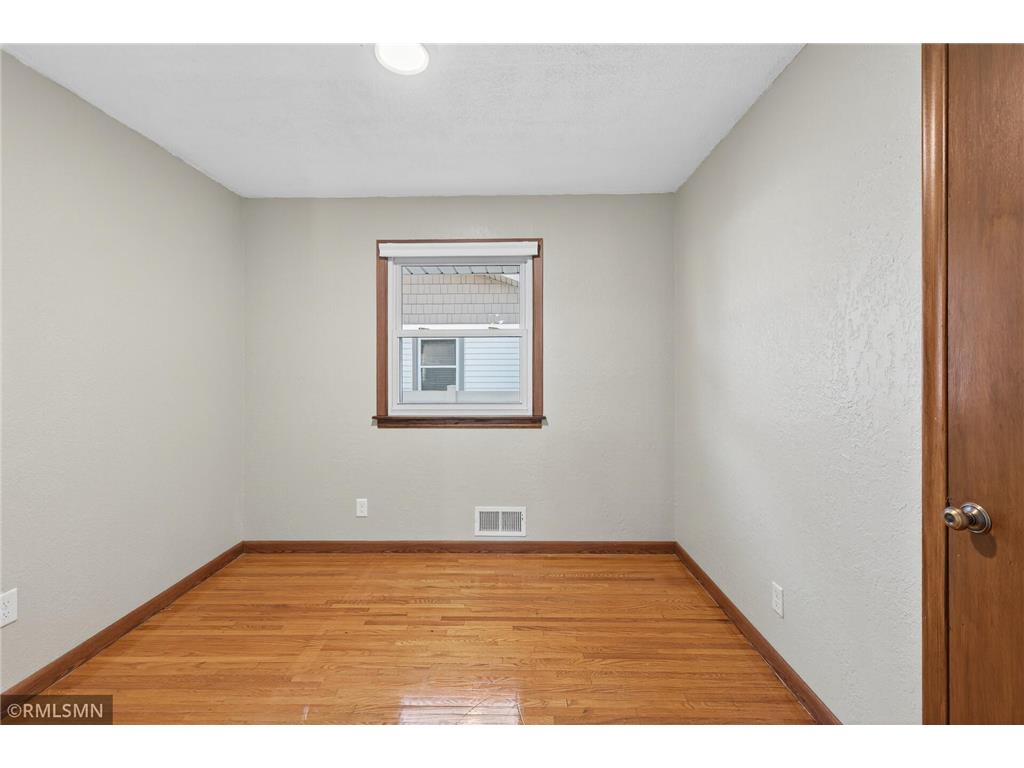 1846 7th Street White Bear Lake MN 55110 6818914 image19