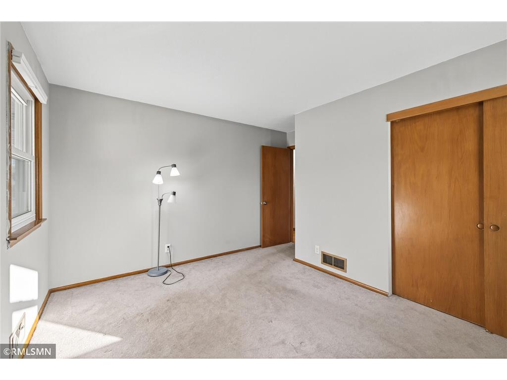 1846 7th Street White Bear Lake MN 55110 6818914 image24