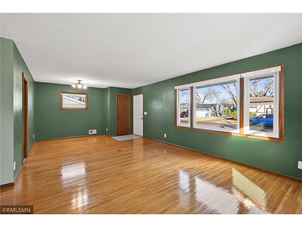 1846 7th Street White Bear Lake MN 55110 6818914 image9